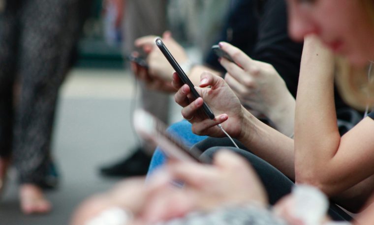 Dr Chetna Kang features on PwC’s latest podcast discussing the risks of mobile ‘overload’